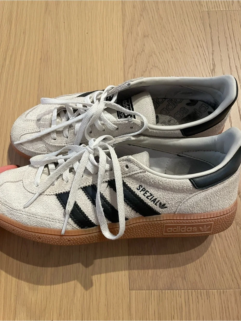 Adidas Spezial Sneakers